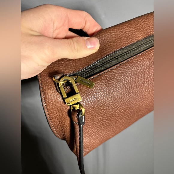 Fossil Monica Brown Pebbled Leather Crossbody Bag - Picture 3 of 5